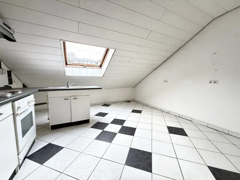 Immobilienangebot - Kirchen VG - Alle - *RESERVIERT* Solides Einfamilienhaus mit Einliegerwohnung und attraktiven Gestaltungsmöglichkeiten!