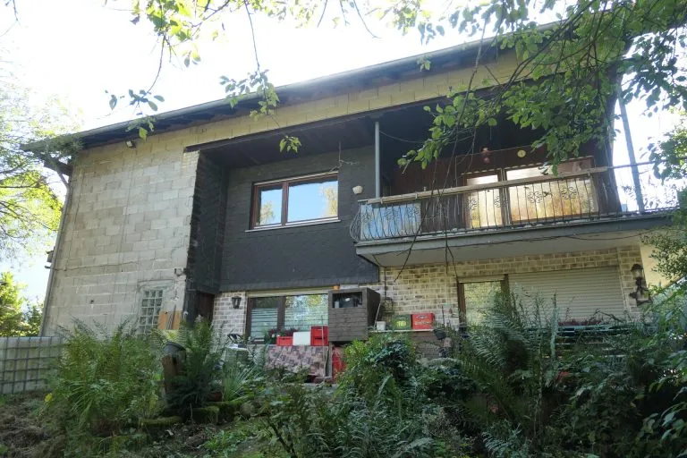 Immobilienangebot - Kirchen VG - Alle - *RESERVIERT* Solides Einfamilienhaus mit Einliegerwohnung und attraktiven Gestaltungsmöglichkeiten!
