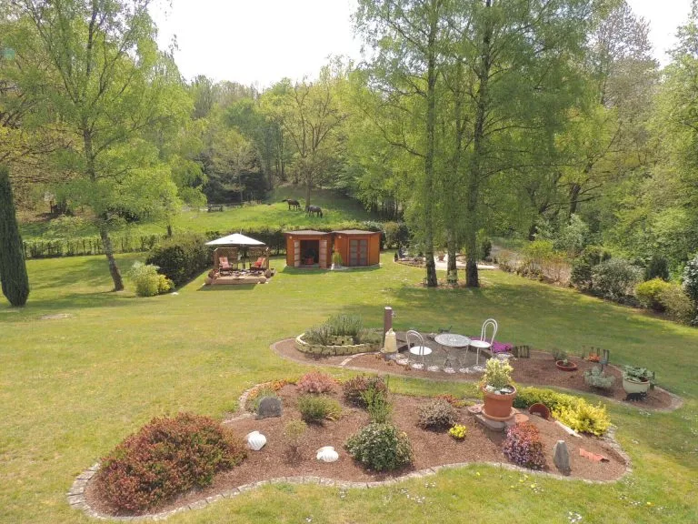 Immobilienangebot - Betzdorf VG - Alle - Top gepflegtes Einfamilienhaus mit einer herrlichen Gartenlandschaft, am Waldrand gelegen!