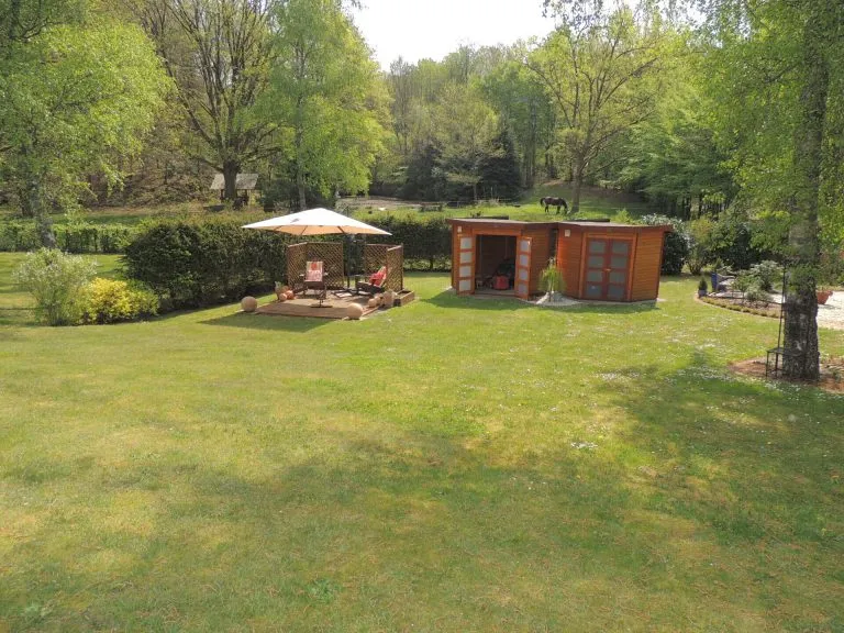 Immobilienangebot - Betzdorf VG - Alle - Top gepflegtes Einfamilienhaus mit einer herrlichen Gartenlandschaft, am Waldrand gelegen!