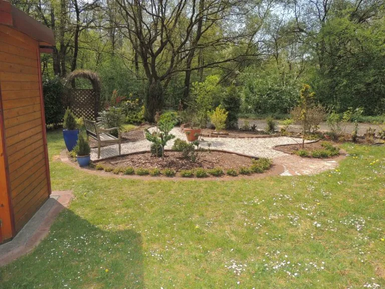 Immobilienangebot - Betzdorf VG - Alle - Top gepflegtes Einfamilienhaus mit einer herrlichen Gartenlandschaft, am Waldrand gelegen!
