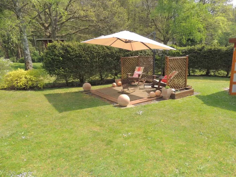 Immobilienangebot - Betzdorf VG - Alle - Top gepflegtes Einfamilienhaus mit einer herrlichen Gartenlandschaft, am Waldrand gelegen!