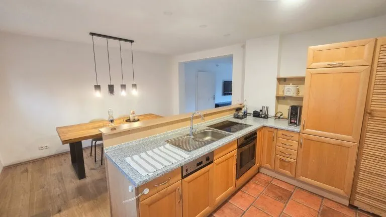 Immobilienangebot - Betzdorf VG - Alle - Top gepflegtes Einfamilienhaus mit einer herrlichen Gartenlandschaft, am Waldrand gelegen!