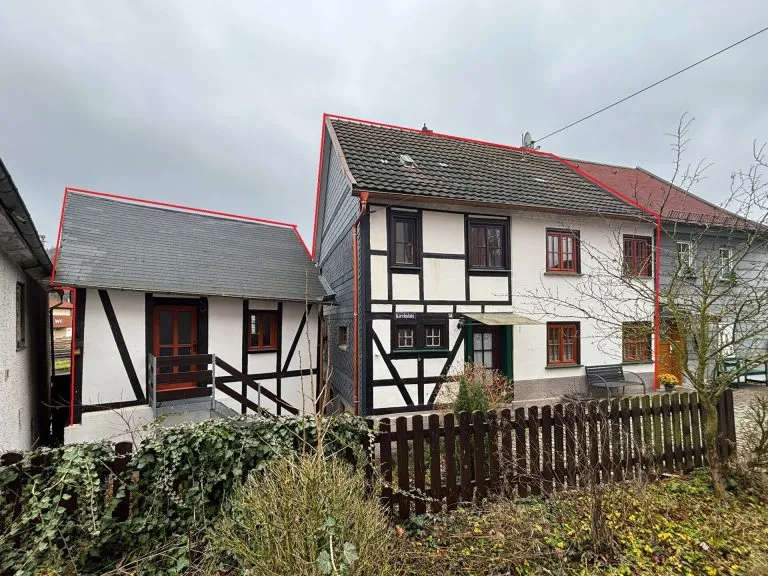 Immobilienangebot - Wissen - Alle - Ankommen und wohlfühlen: Gemütliches Einfamilienhaus in zentraler Lage von Wissen!