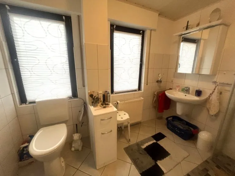 Immobilienangebot - Morsbach - Alle - Solide Kapitalanlage: Einfamilienhaus mit langjährigem Nutzerkonzept!