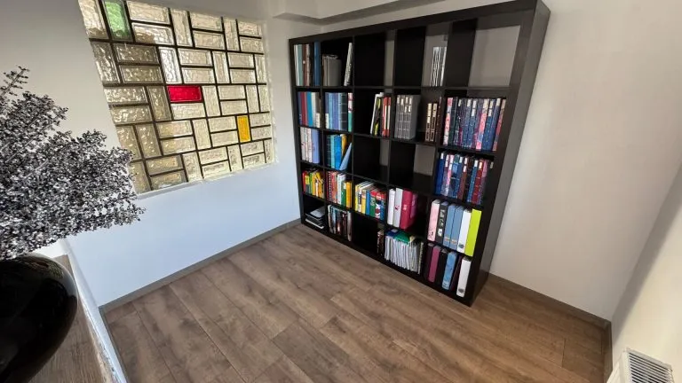 Immobilienangebot - Weilburg/Gaudernbach - Alle - Zwei sanierte Einfamilienhäuser und Einliegerwohnung auf großem Grundstück in Weilburg-Ortsteil!