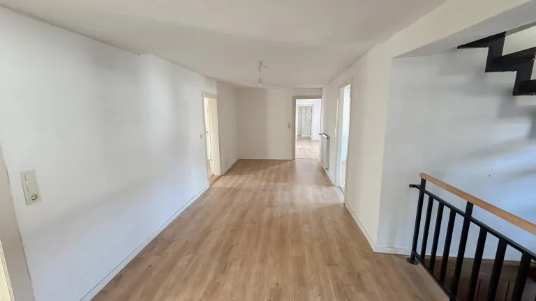 Immobilienangebot - Katzenelnbogen - Alle - Wohnen auf einem Hofgut in Alleinlage mit Panorama!