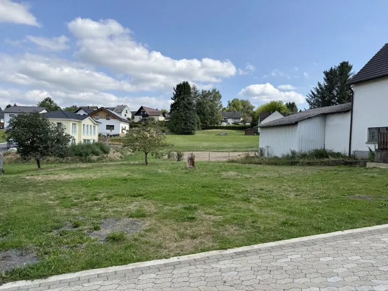 Immobilienangebot - Borod - Alle - Ruhige Lage! Modernisiertes Einfamilienhaus mit Garten - Ideal für Kleinfamilien!