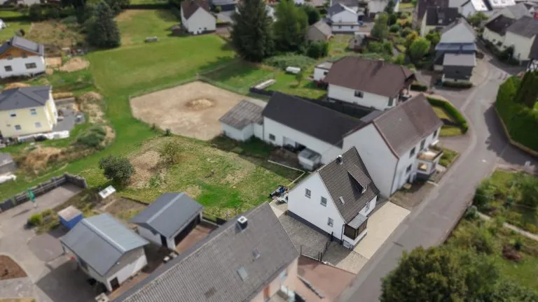 Immobilienangebot - Borod - Alle - Ruhige Lage! Modernisiertes Einfamilienhaus mit Garten - Ideal für Kleinfamilien!