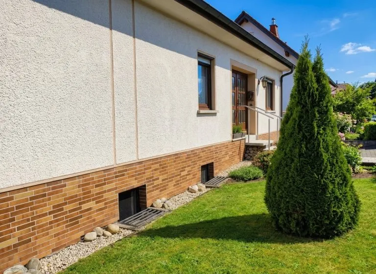 Immobilienangebot - Seck - Alle - Familienfreundliches Haus mit großem Grundstück, Einliegerwohnung und herrlichem Ausblick