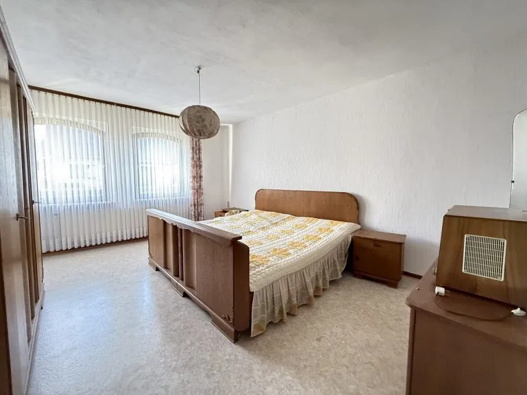 Immobilienangebot - Scheuerfeld - Alle - Ihr Projekt fürs Eigenheim – Doppelhaushälfte mit viel Potenzial!