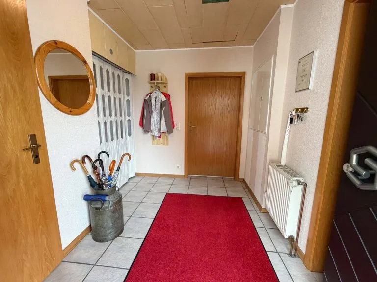 Immobilienangebot - Breitscheidt - Alle - Barrierearmes Wohnen auf einer Ebene: Gepflegter Bungalow mit schönem Grundstück nahe Hamm.