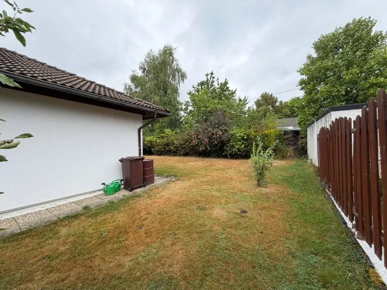 Immobilienangebot - Breitscheidt - Alle - Barrierearmes Wohnen auf einer Ebene: Gepflegter Bungalow mit schönem Grundstück nahe Hamm.