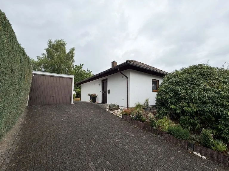 Immobilienangebot - Breitscheidt - Alle - Barrierearmes Wohnen auf einer Ebene: Gepflegter Bungalow mit schönem Grundstück nahe Hamm.