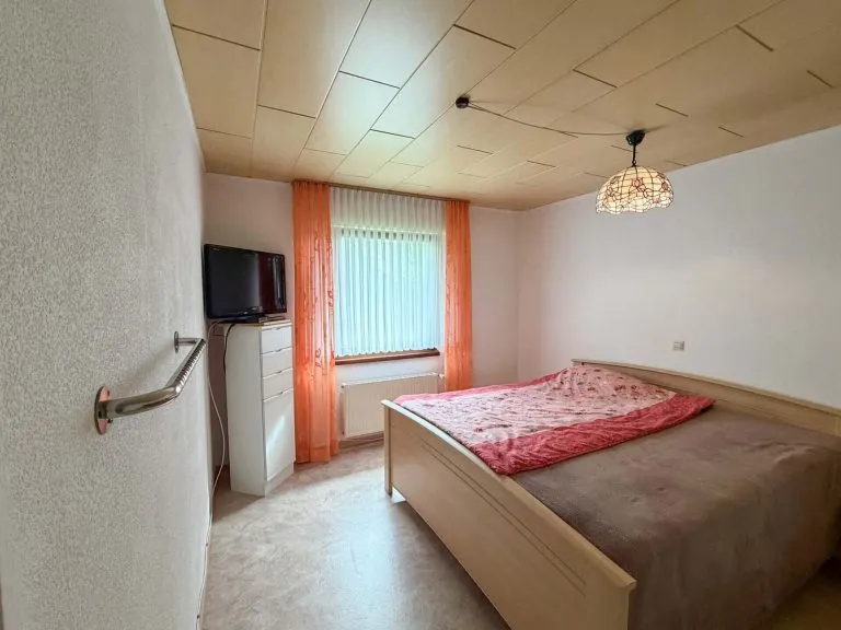 Immobilienangebot - Breitscheidt - Alle - Barrierearmes Wohnen auf einer Ebene: Gepflegter Bungalow mit schönem Grundstück nahe Hamm.