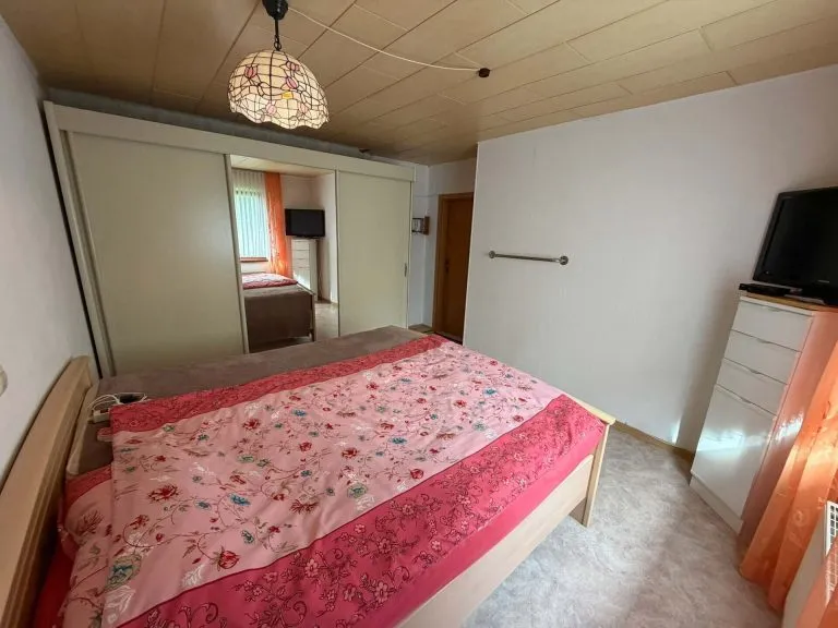 Immobilienangebot - Breitscheidt - Alle - Barrierearmes Wohnen auf einer Ebene: Gepflegter Bungalow mit schönem Grundstück nahe Hamm.
