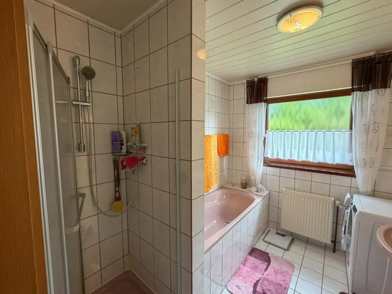Immobilienangebot - Breitscheidt - Alle - Barrierearmes Wohnen auf einer Ebene: Gepflegter Bungalow mit schönem Grundstück nahe Hamm.