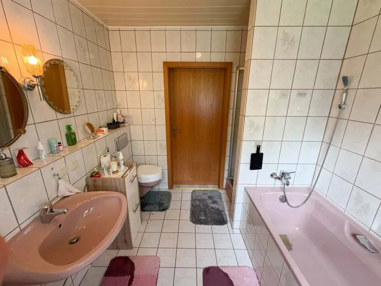Immobilienangebot - Breitscheidt - Alle - Barrierearmes Wohnen auf einer Ebene: Gepflegter Bungalow mit schönem Grundstück nahe Hamm.