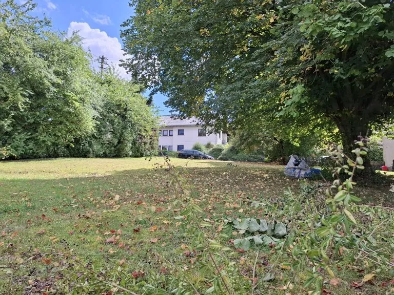Immobilienangebot - Altenkirchen VG - Alle - Attraktiver Bauplatz mit ehemaligem Backes unweit von Altenkirchen!