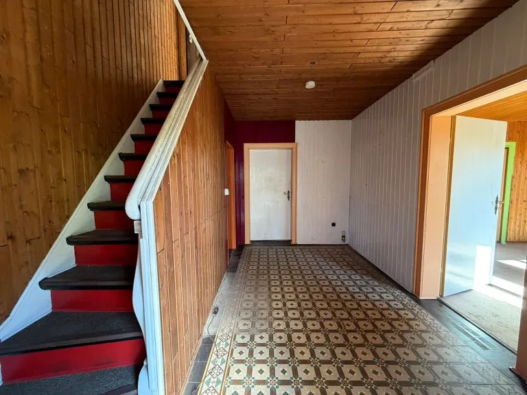 Immobilienangebot - Hamm/Sieg - Alle - Sanierungsbedürftiges Fachwerkhaus mit Stellplatz und reichlich Gestaltungspotenzial – ideal für den Handwerker!