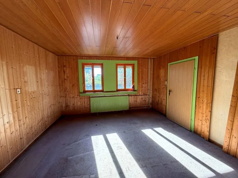 Immobilienangebot - Hamm/Sieg - Alle - Sanierungsbedürftiges Fachwerkhaus mit Stellplatz und reichlich Gestaltungspotenzial – ideal für den Handwerker!