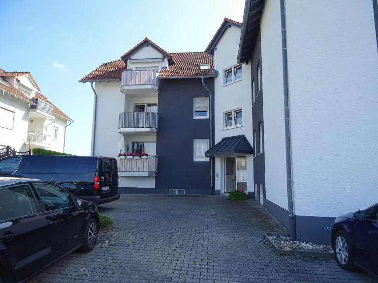 Immobilienangebot - Hadamar / Niederhadamar - Alle - Kapitalanlage oder Eigennutzung - Schicke Eigentumswohnung mit Balkon in ruhiger Lage bei Limburg!