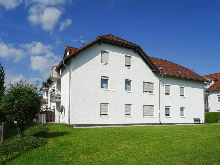 Immobilienangebot - Hadamar / Niederhadamar - Alle - Kapitalanlage oder Eigennutzung - Schicke Eigentumswohnung mit Balkon in ruhiger Lage bei Limburg!