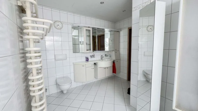 Immobilienangebot - Hünfelden - Alle - Saniertes und freistehendes Einfamilienhaus auf großem Grundstück in herrlicher Lage bei Limburg!