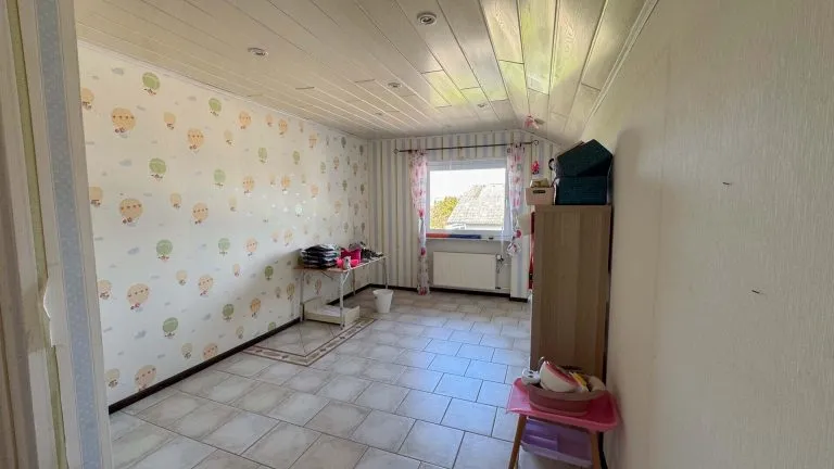 Immobilienangebot - Hünfelden - Alle - Saniertes und freistehendes Einfamilienhaus auf großem Grundstück in herrlicher Lage bei Limburg!