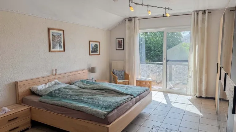 Immobilienangebot - Hünfelden - Alle - Saniertes und freistehendes Einfamilienhaus auf großem Grundstück in herrlicher Lage bei Limburg!