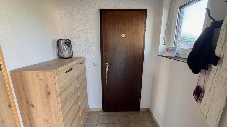 Immobilienangebot - Hünfelden - Alle - Saniertes und freistehendes Einfamilienhaus auf großem Grundstück in herrlicher Lage bei Limburg!