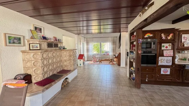 Immobilienangebot - Hünfelden - Alle - Saniertes und freistehendes Einfamilienhaus auf großem Grundstück in herrlicher Lage bei Limburg!