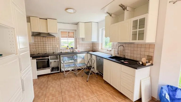 Immobilienangebot - Ettinghausen - Alle - Freistehendes und schickes Einfamilienhaus mit großem Garten zur Miete!