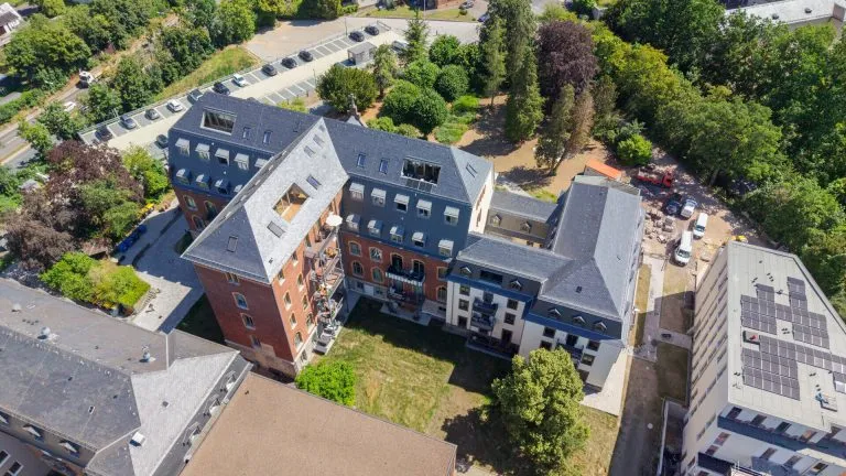 Immobilienangebot - Limburg an der Lahn - Alle - Kloster Marienborn-Freistehende hochwertige zwei Zimmerwohnung mit Balkon und Tiefgaragenstellplatz!