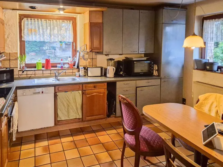 Immobilienangebot - Dierdorf - Alle - Geräumiges Wohnhaus in bevorzugter Wohnlage von Dierdorf zu verkaufen!