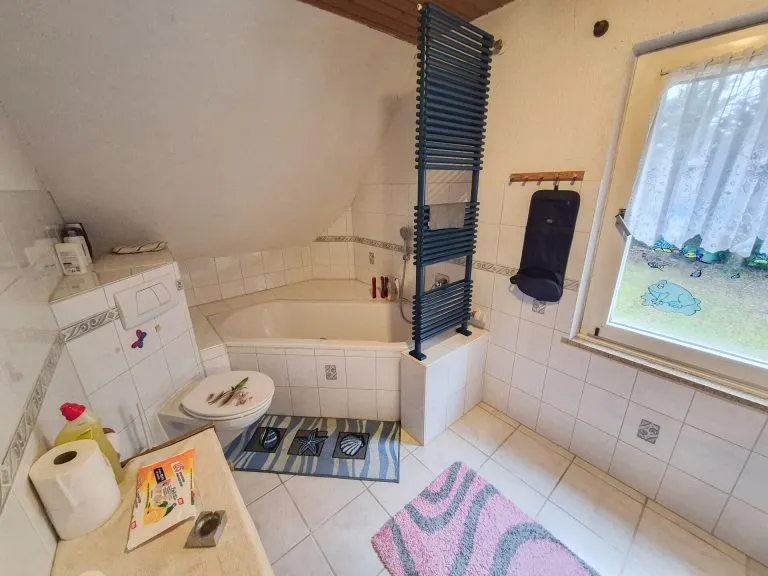 Immobilienangebot - Dierdorf - Alle - Geräumiges Wohnhaus in bevorzugter Wohnlage von Dierdorf zu verkaufen!