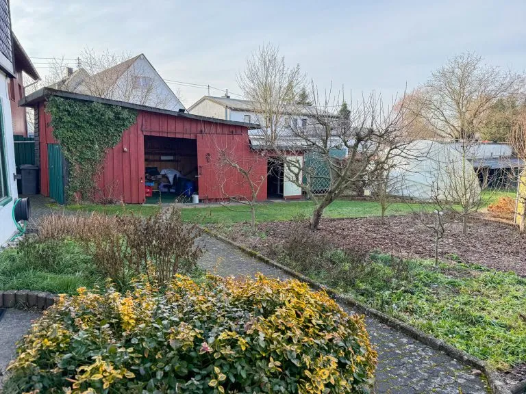Immobilienangebot - Mündersbach - Alle - 2 Wohnhäuser auf großem Grundstück in ruhiger Ortsrandlage! Ideal für Mehrgenerationen