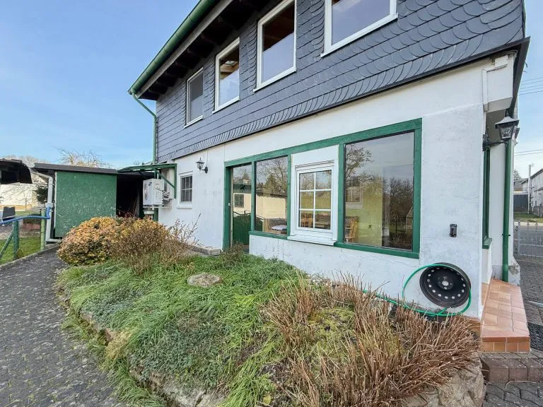 Immobilienangebot - Mündersbach - Alle - 2 Wohnhäuser auf großem Grundstück in ruhiger Ortsrandlage! Ideal für Mehrgenerationen