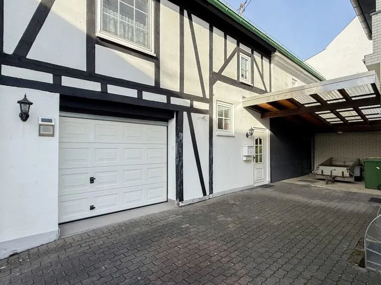 Immobilienangebot - Mündersbach - Alle - 2 Wohnhäuser auf großem Grundstück in ruhiger Ortsrandlage! Ideal für Mehrgenerationen
