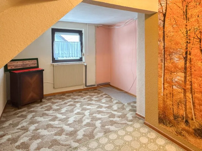 Immobilienangebot - Mündersbach - Alle - 2 Wohnhäuser auf großem Grundstück in ruhiger Ortsrandlage! Ideal für Mehrgenerationen