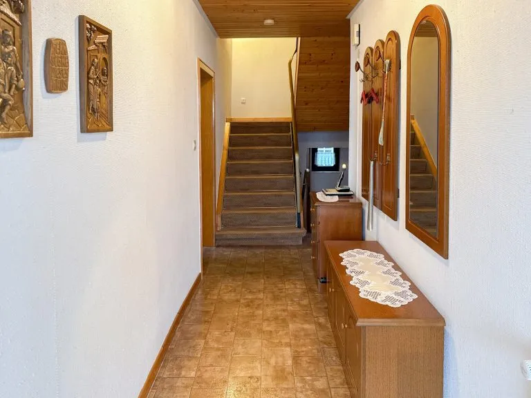 Immobilienangebot - Mündersbach - Alle - 2 Wohnhäuser auf großem Grundstück in ruhiger Ortsrandlage! Ideal für Mehrgenerationen
