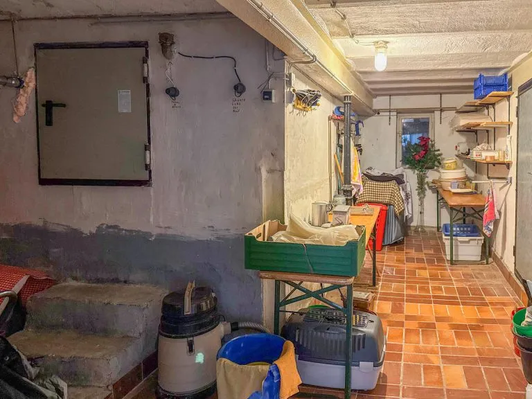 Immobilienangebot - Mündersbach - Alle - 2 Wohnhäuser auf großem Grundstück in ruhiger Ortsrandlage! Ideal für Mehrgenerationen