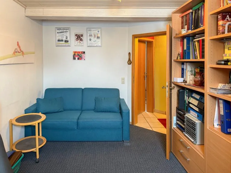 Immobilienangebot - Mündersbach - Alle - 2 Wohnhäuser auf großem Grundstück in ruhiger Ortsrandlage! Ideal für Mehrgenerationen