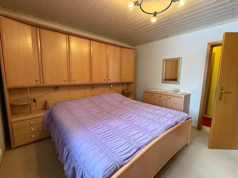 Immobilienangebot - Mündersbach - Alle - 2 Wohnhäuser auf großem Grundstück in ruhiger Ortsrandlage! Ideal für Mehrgenerationen