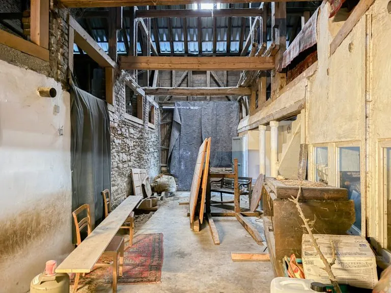 Immobilienangebot - Hachenburg VG - Alle - Bauernhaus als Hofstätte mit Nebengebäuden in unmittelbarer Nähe zu Hachenburg!