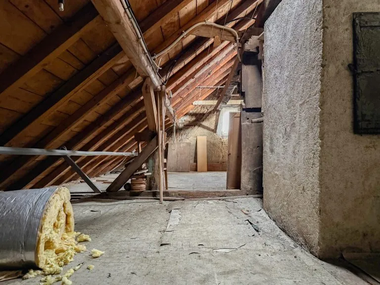 Immobilienangebot - Merkelbach - Alle - **RESERVIERT** Doppelobjekt: Ideal für Wohnen & Arbeiten oder (Ferien-) Vermietung – zusammenlegbar!