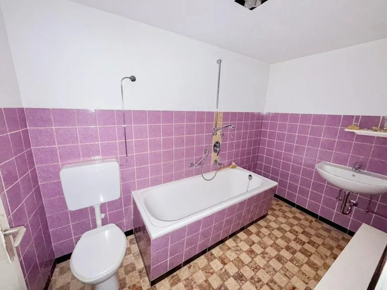 Immobilienangebot - Merkelbach - Alle - **RESERVIERT** Doppelobjekt: Ideal für Wohnen & Arbeiten oder (Ferien-) Vermietung – zusammenlegbar!