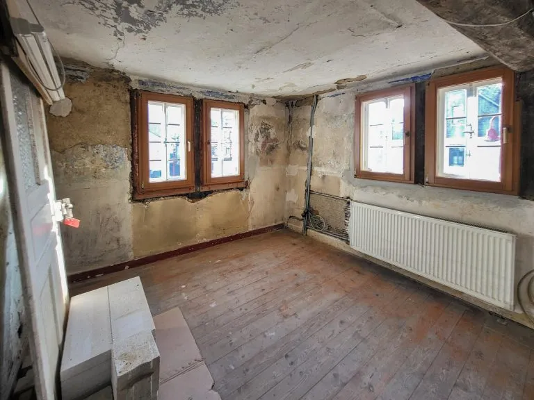 Immobilienangebot - Dausenau - Alle - Sanierungsbedürftiges Fachwerkhaus mit Charme und Potenzial sucht neue Eigentümer!