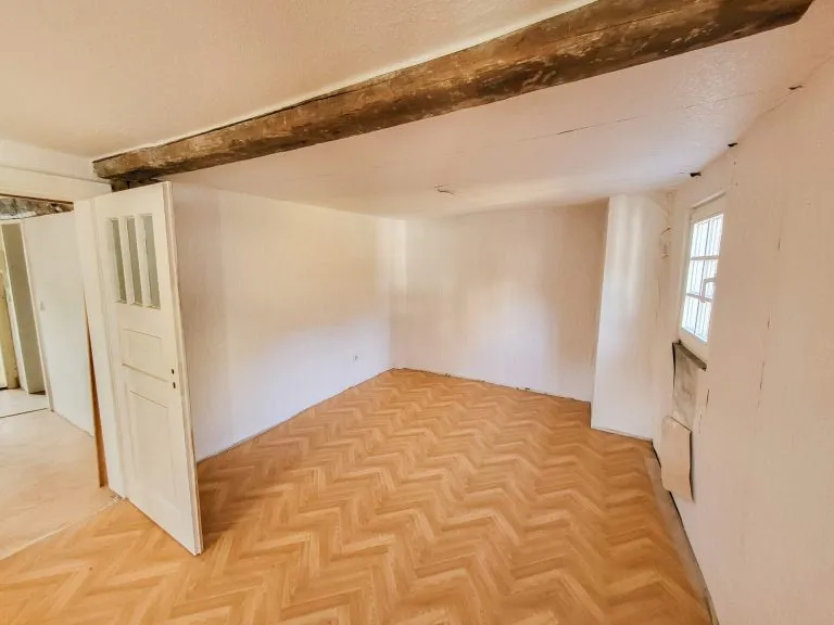 Immobilienangebot - Dausenau - Alle - Sanierungsbedürftiges Fachwerkhaus mit Charme und Potenzial sucht neue Eigentümer!