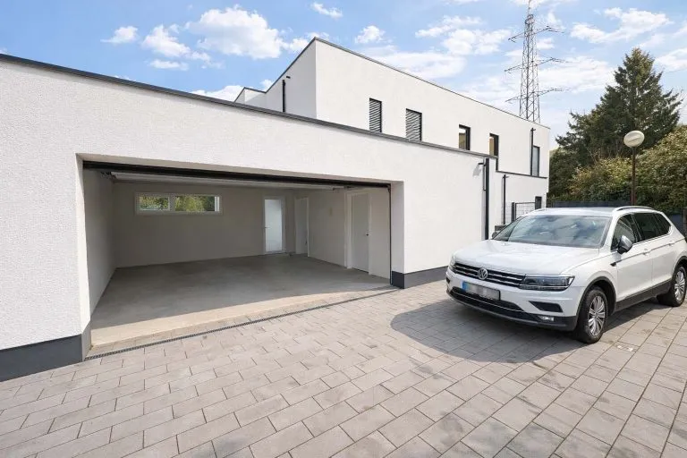 Immobilienangebot - Bendorf-Sayn - Alle - Stilvolle Luxusimmobilie mit Premium-Ausstattung, großer Doppelgarage und großzügigem Raumkonzept!
